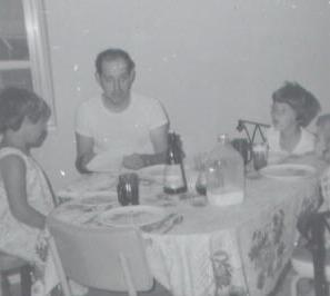 dale_1969_001_kathy_sheri.jpg