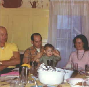 dale_1971_002_arthur_david_joann.jpg