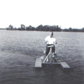elton_1959_001.jpg