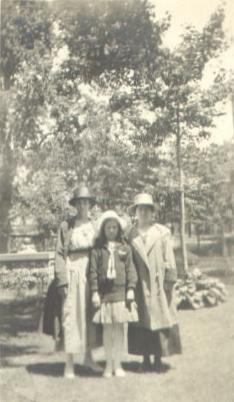 erma_1918_001_nora.jpg