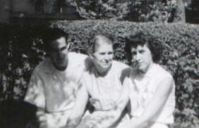 erma_1958_005_loretta_dale.jpg