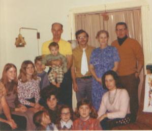 erma_1971_001_family.jpg