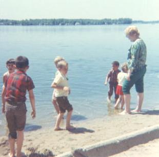 kathy_sheri_1968_004.jpg