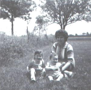 mary_lou_1963_002_kathy_sheri.jpg