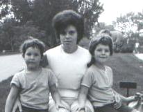 mary_lou_1967_001_kathy_sheri.jpg